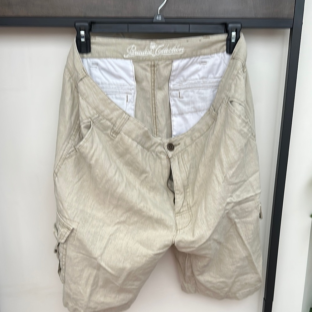 Men’s cargo shorts